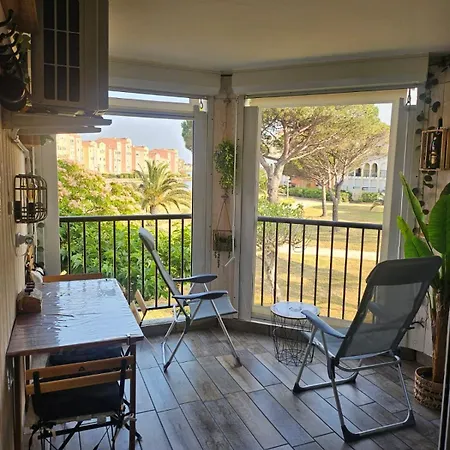 With Wifi, Air Conditioning And Pool *