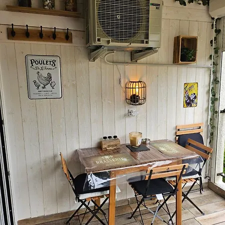 With Wifi, Air Conditioning And Pool Lejlighed